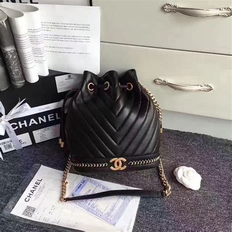 chanel boy with handle|Chanel le boy bag yupoo.